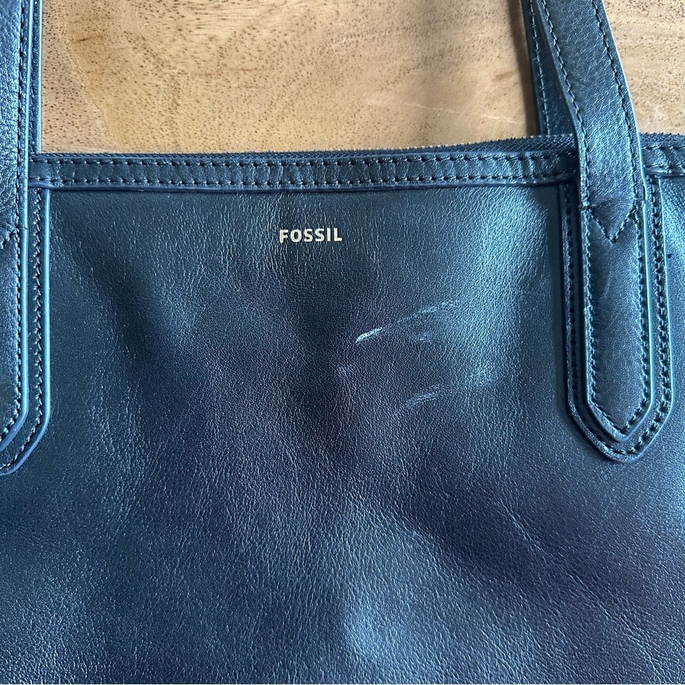 Fossil Sydney Tote Bag - Picture 6 of 10